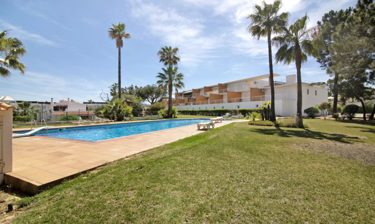 Yara Beach Apartments – Jardins do Castelo